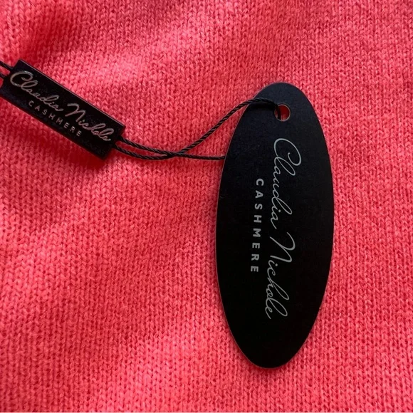 100% Cashmere Poncho/Scarf/Wrap by Claudia Nichols - Picture 6 of 8